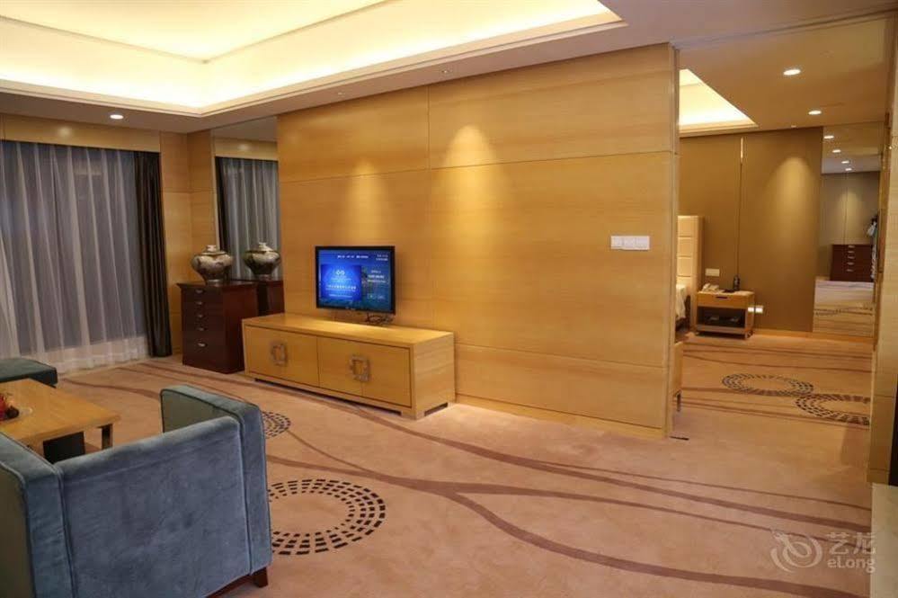 Guangzhou Changfeng Gloria Plaza Hotel 외부 사진